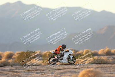 media/Dec-05-2025-CVMA Friday Practice (Fri) [[303bad9a84]]/3-Racer 3 (NRS)/Mock Race/